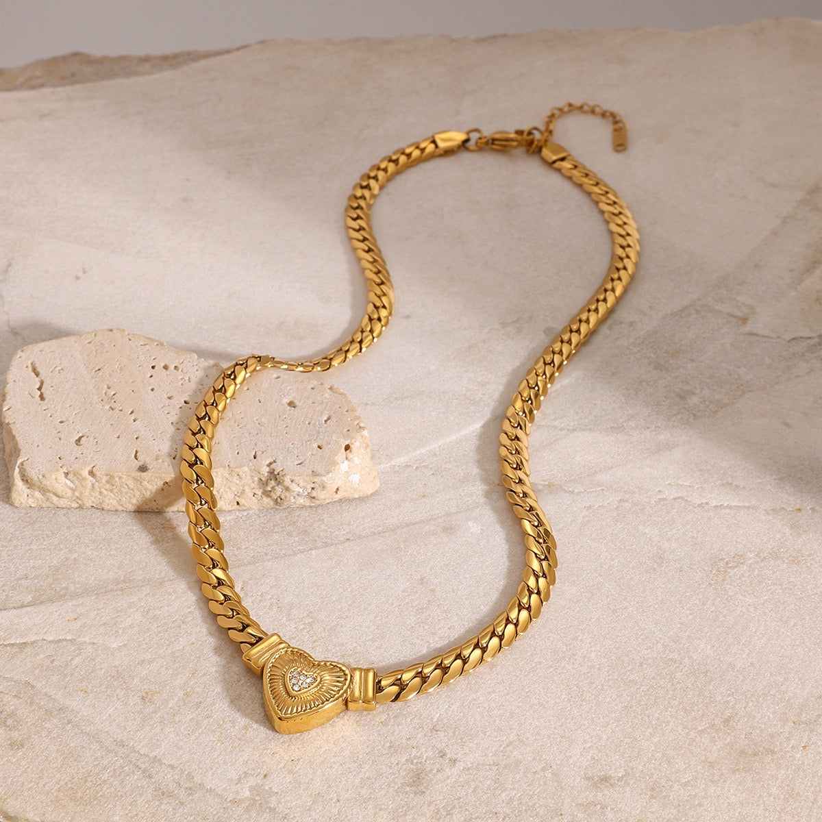 14K Gold Heart Pendant Necklace