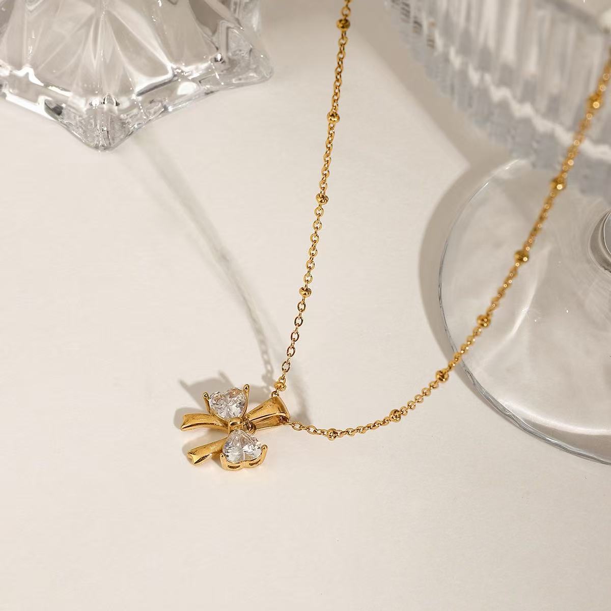14K Gold Elegant Bow Pendant Necklace