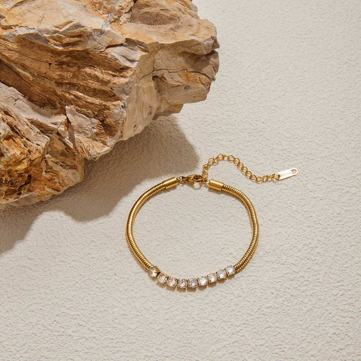 Glistening 14K Gold Snake Chain Bracelet