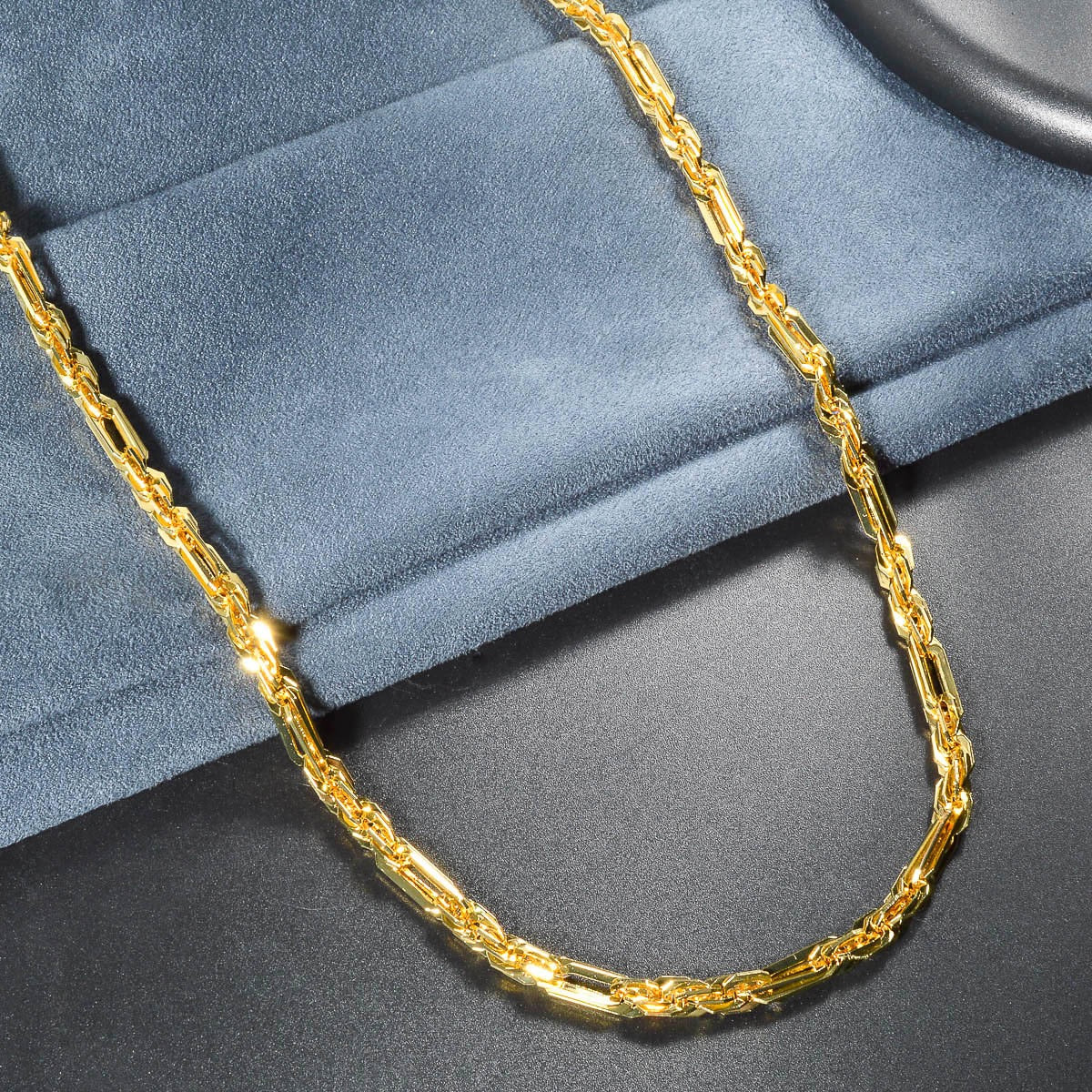Figarope Chain Necklace in 14K Gold