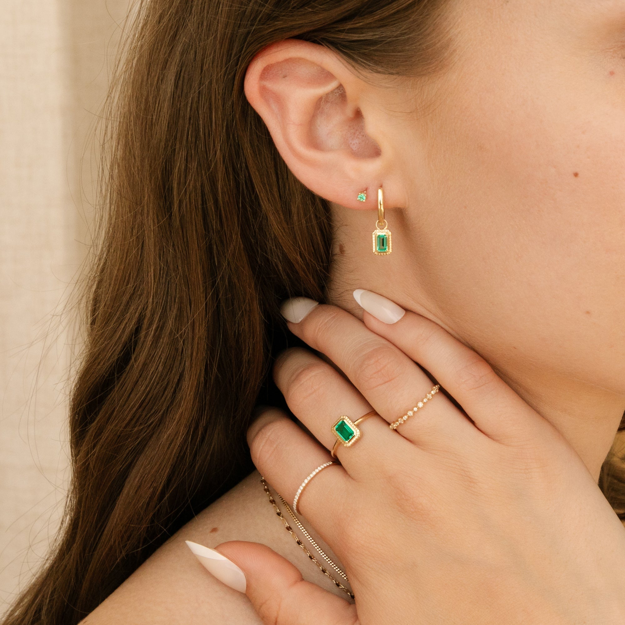 Dainty Ribbed Emerald Ring
