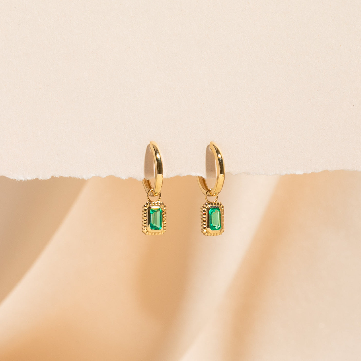 Ribbed Emerald Hoop Earrings