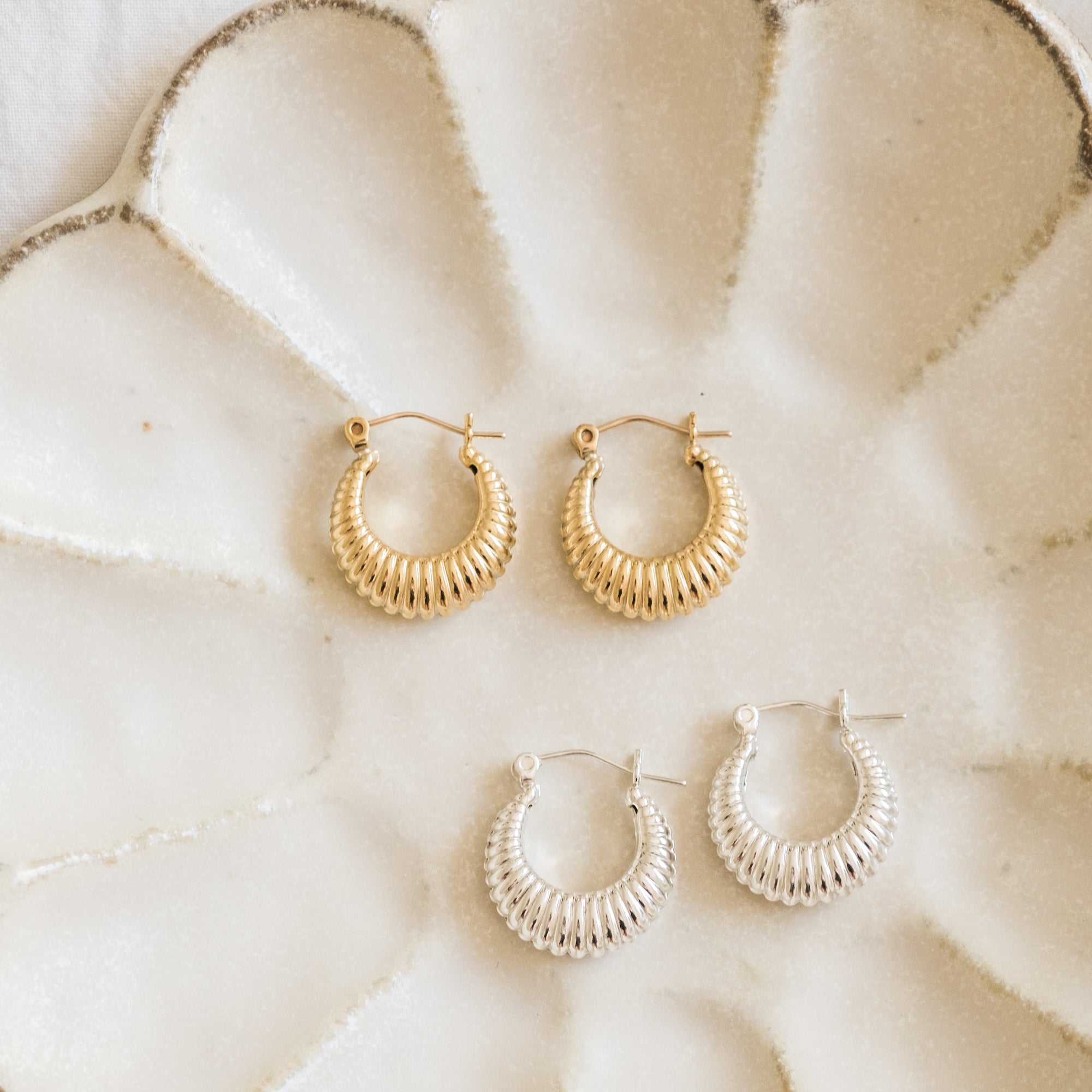Ribbed Hoop Earrings