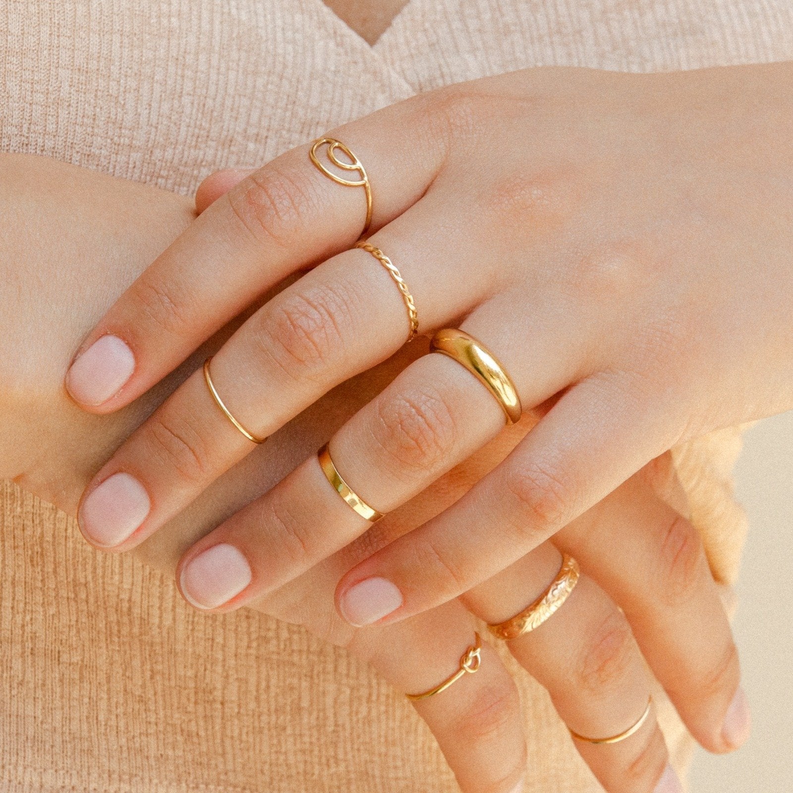 Twist Ring