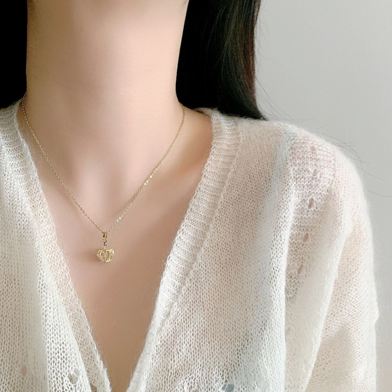 14K Gold Crystal Crown Pendant Necklace