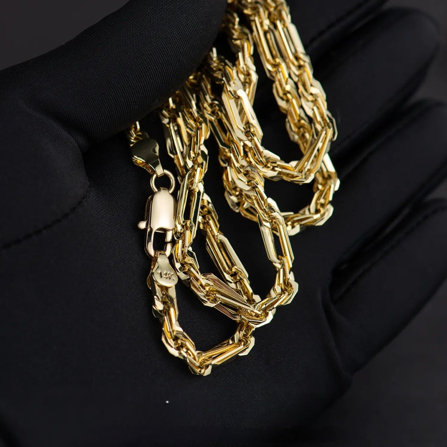 Figarope Chain Necklace in 14K Gold