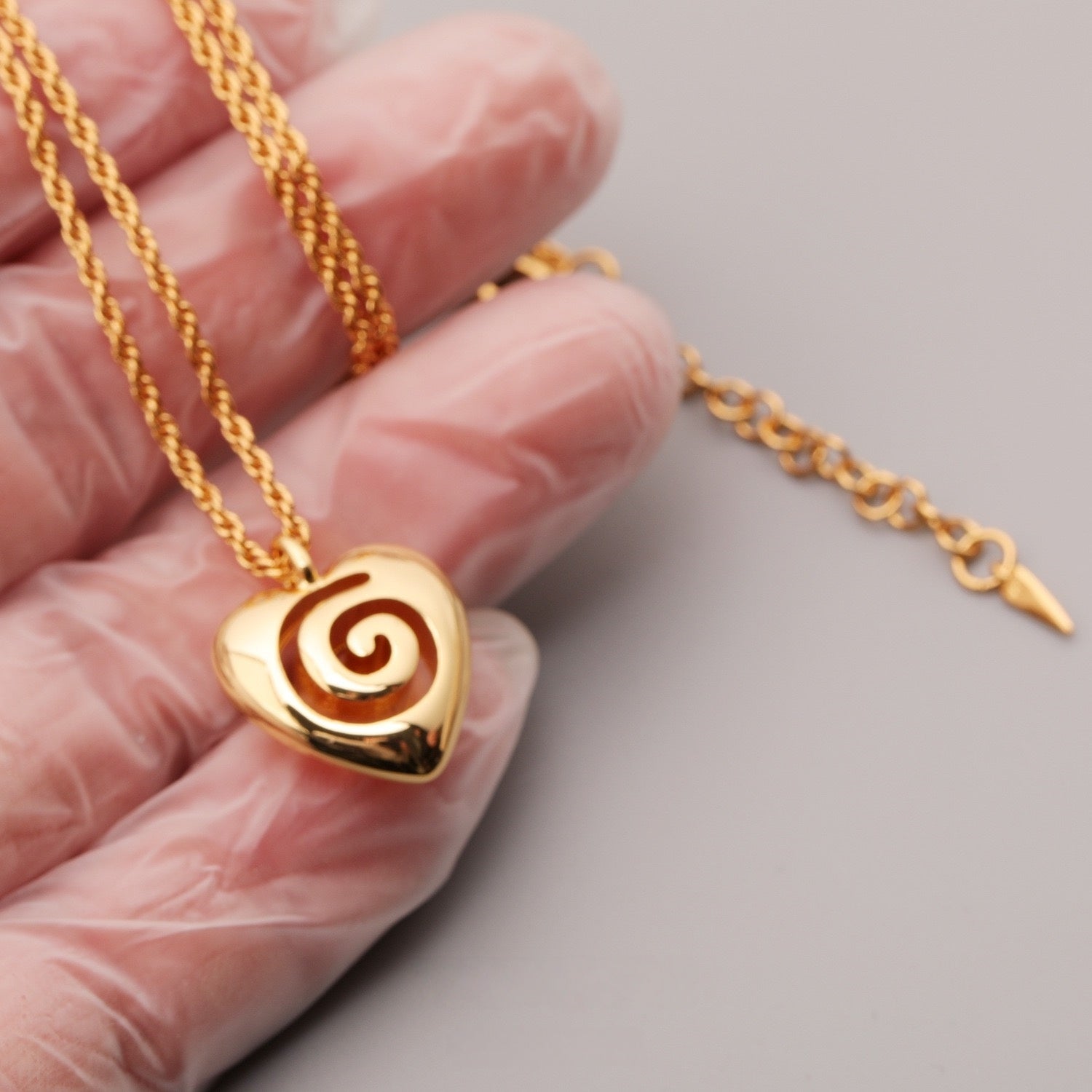 14K Gold Swirl Heart Necklace | Minimalist Heart Pendant